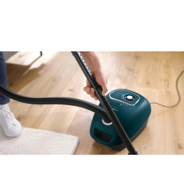 Second image of BOSCH Series 4 Bagged vacuum cleaner Profamily Blue